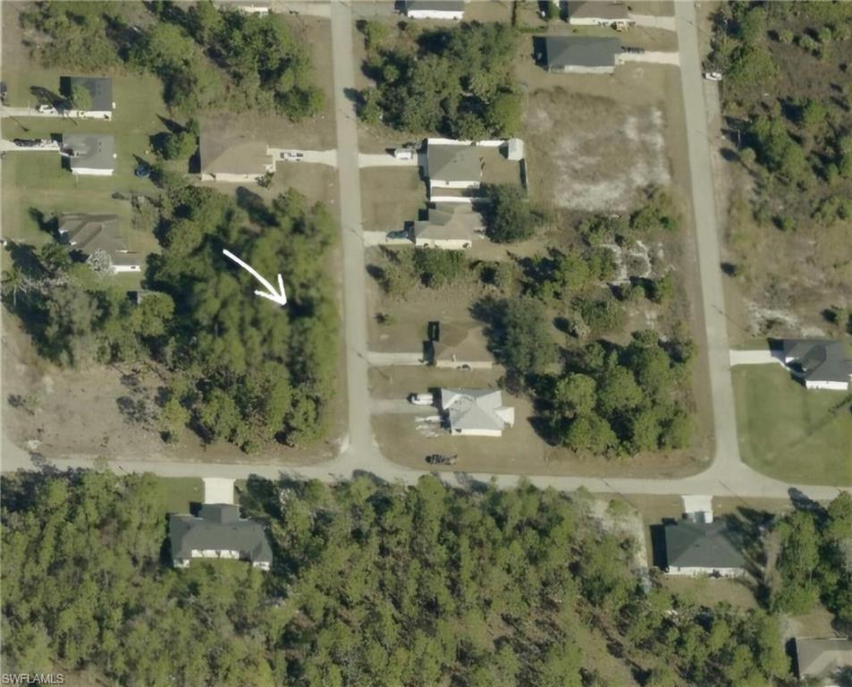 LEHIGH ACRES - Land