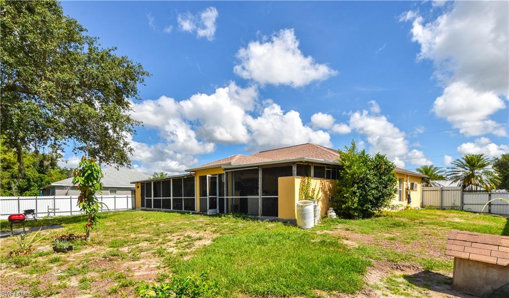 LEHIGH ACRES - Residential