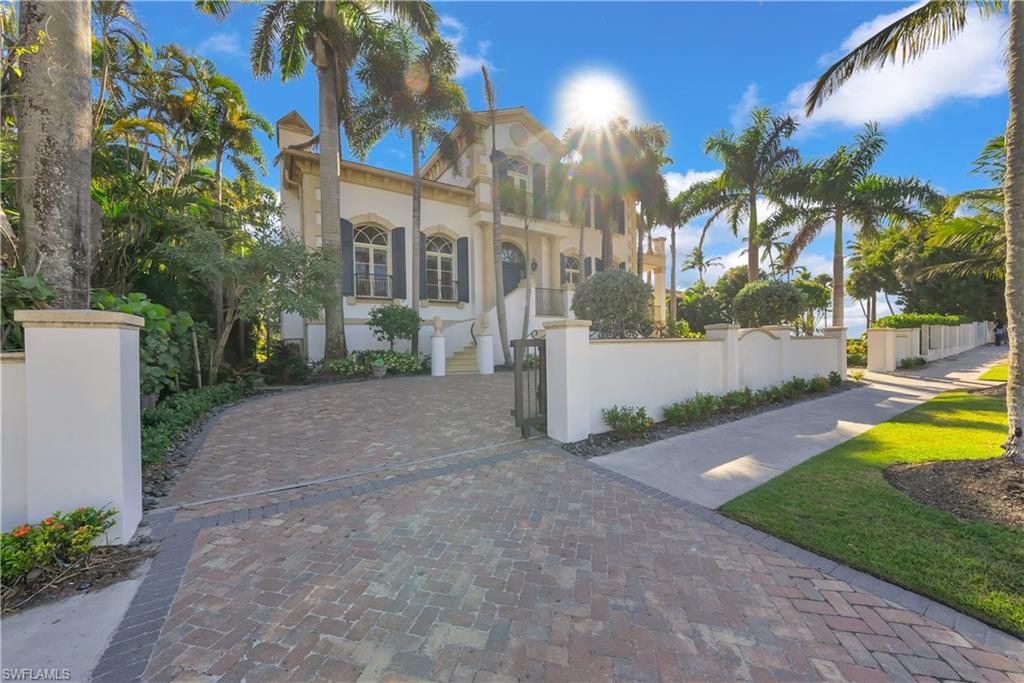 OLDE NAPLES - Residential