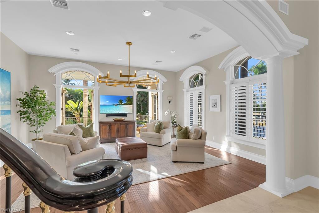 OLDE NAPLES - Residential