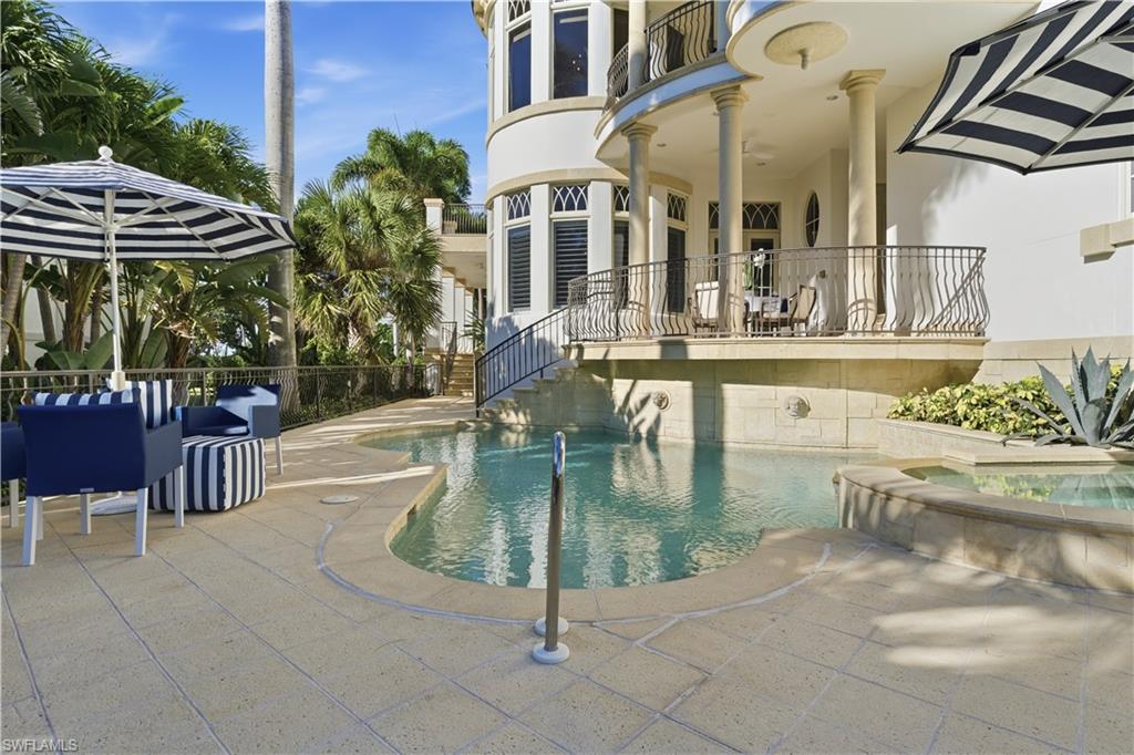 OLDE NAPLES - Residential