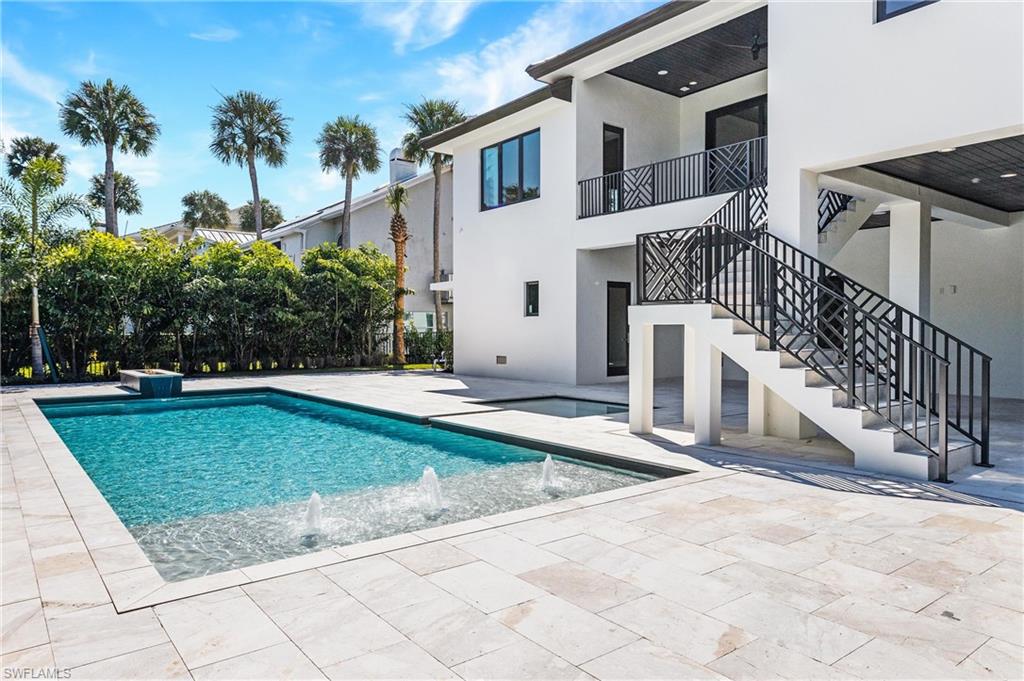 SOUTHPORT ON THE BAY - Residential