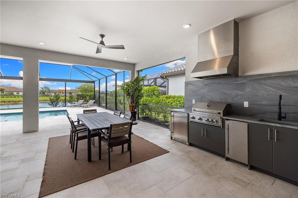 ESPLANADE LAKE CLUB - Residential