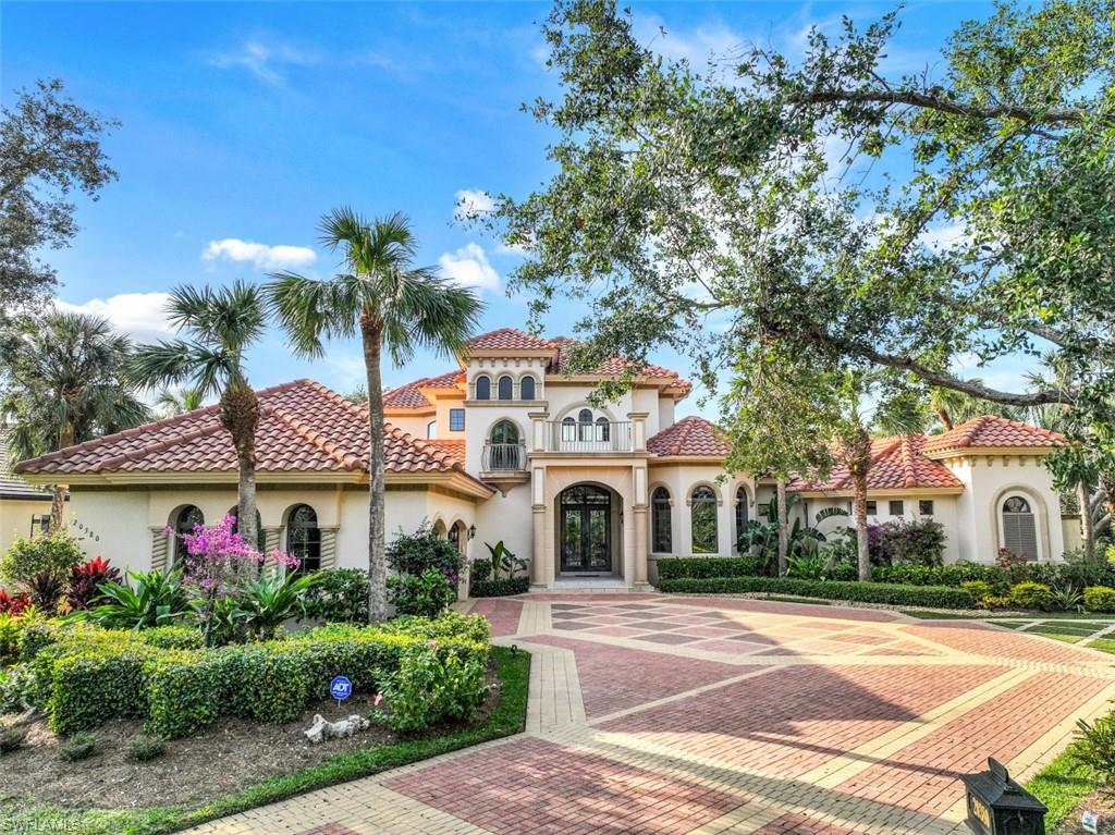 Unparalleled Lifestyle in this Luxury Trophy Estate. Featured in HAVEN Magazine. Below replacement value.