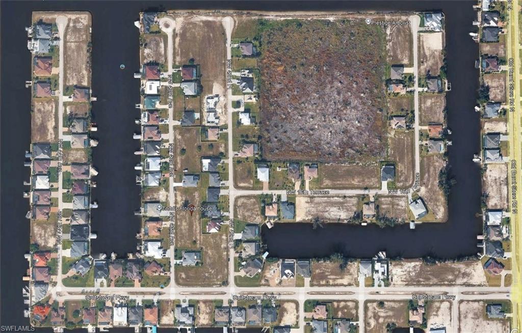 CAPE CORAL - Land