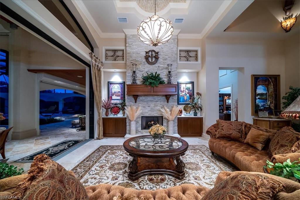 QUAIL WEST - Residential