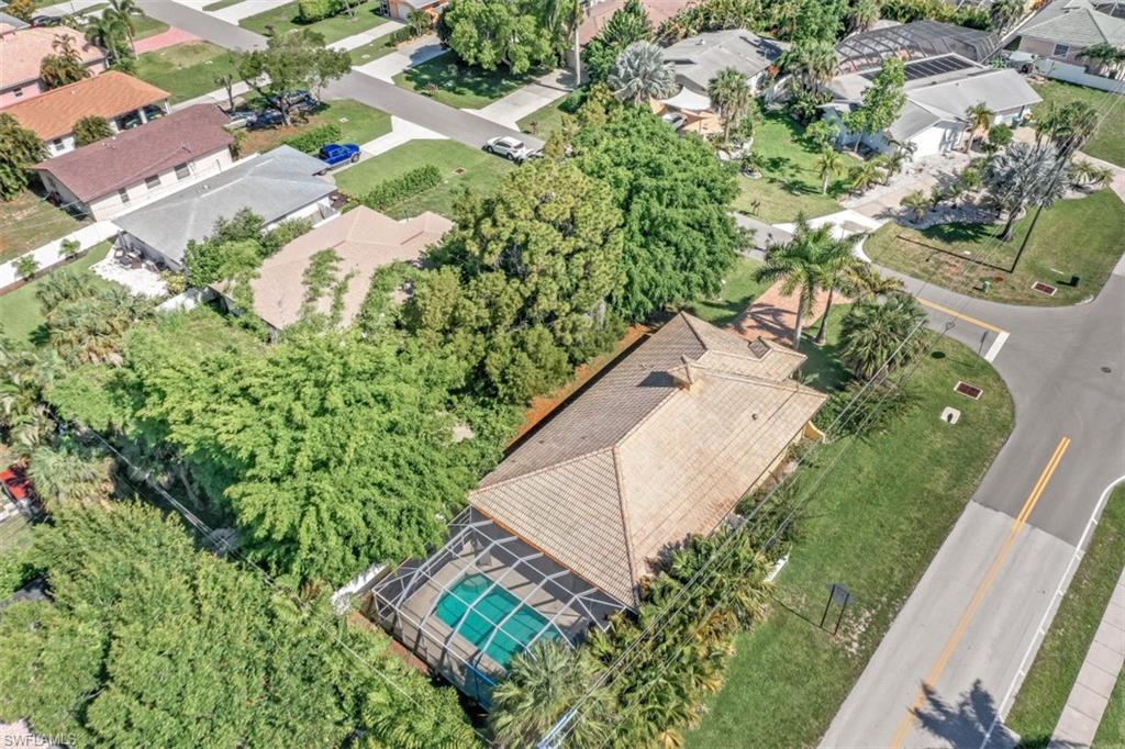 NAPLES PARK - Residential