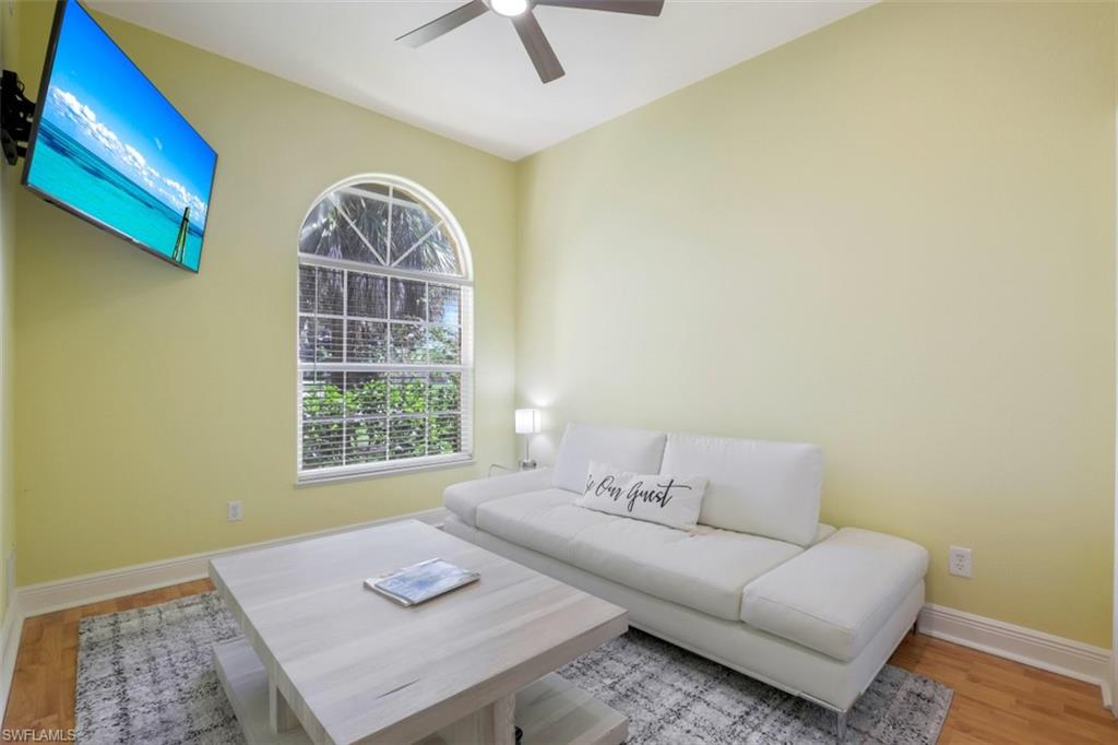 NAPLES PARK - Residential