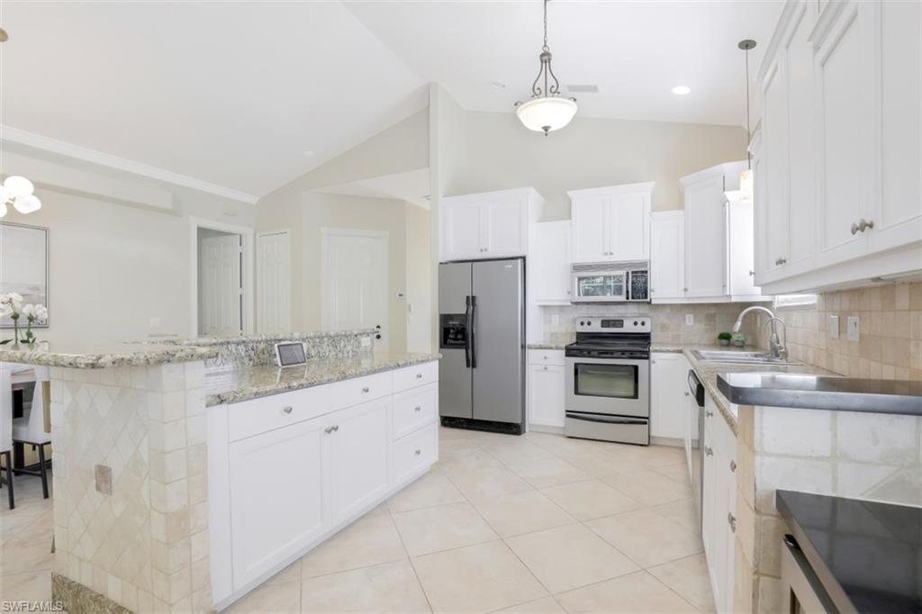 NAPLES PARK - Residential