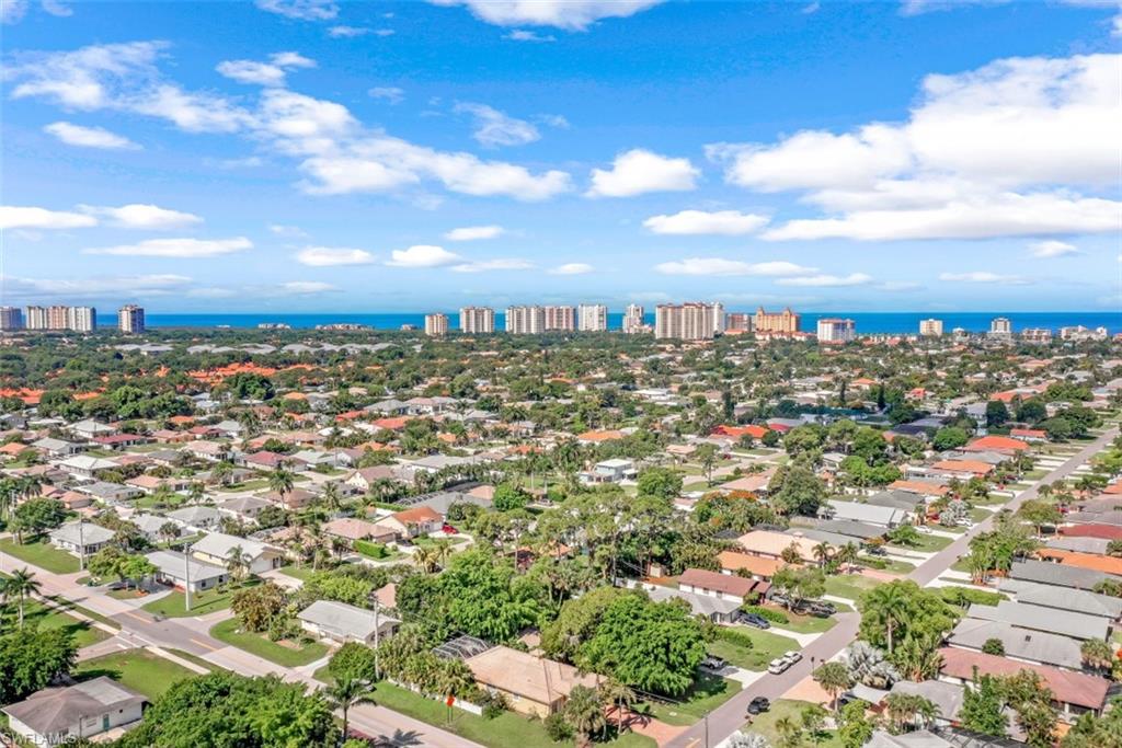 NAPLES PARK - Residential