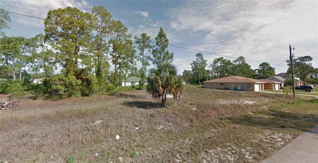 LEHIGH ACRES - Land
