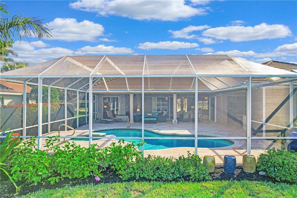 LONGSHORE LAKE - Residential
