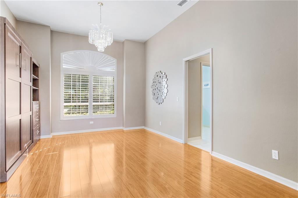 LONGSHORE LAKE - Residential
