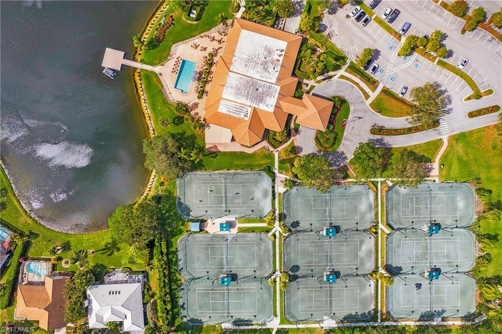 LONGSHORE LAKE - Residential