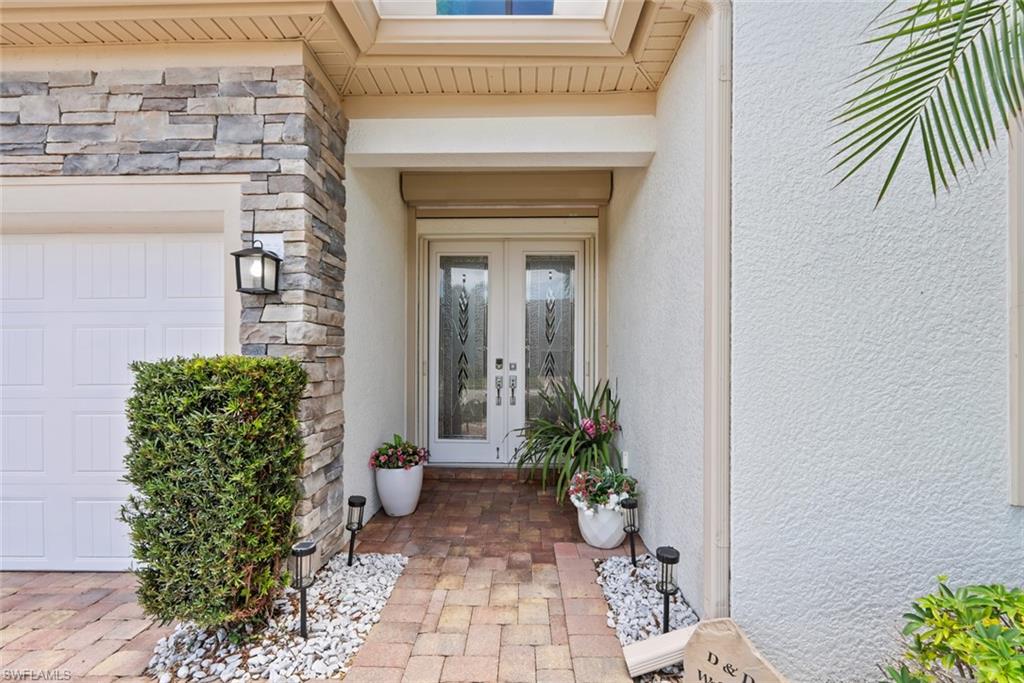 CORKSCREW SHORES - Residential