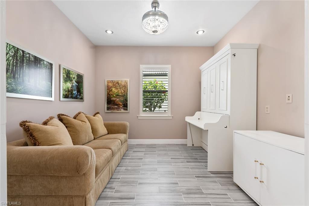 CORKSCREW SHORES - Residential