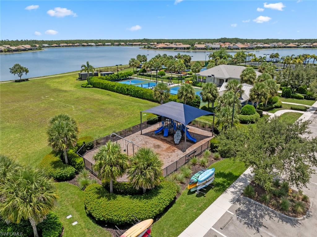 CORKSCREW SHORES - Residential