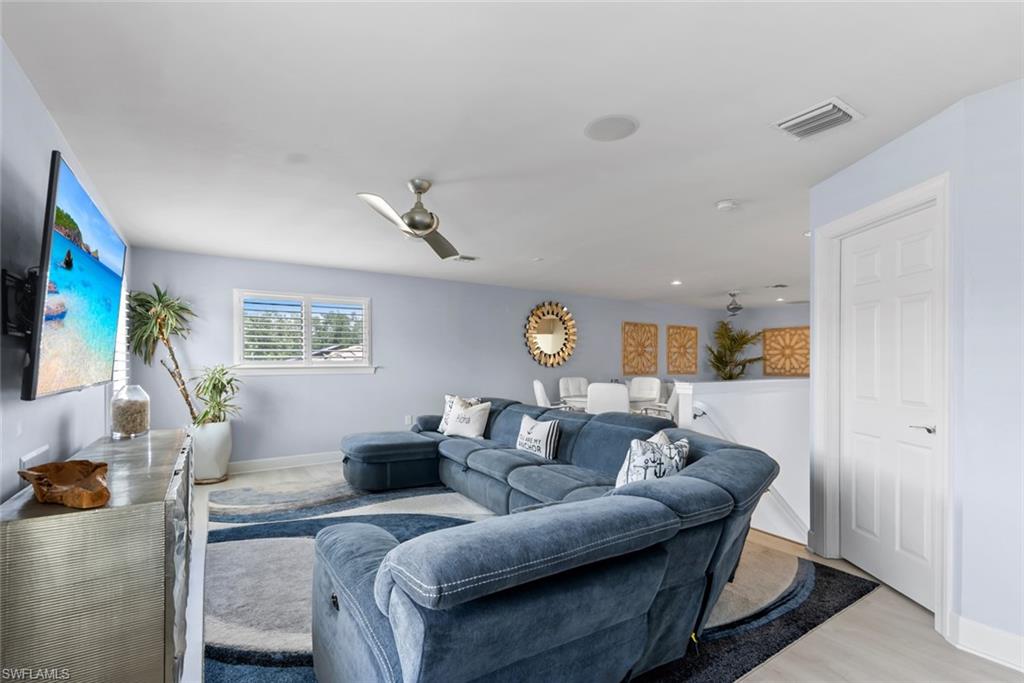 CORKSCREW SHORES - Residential