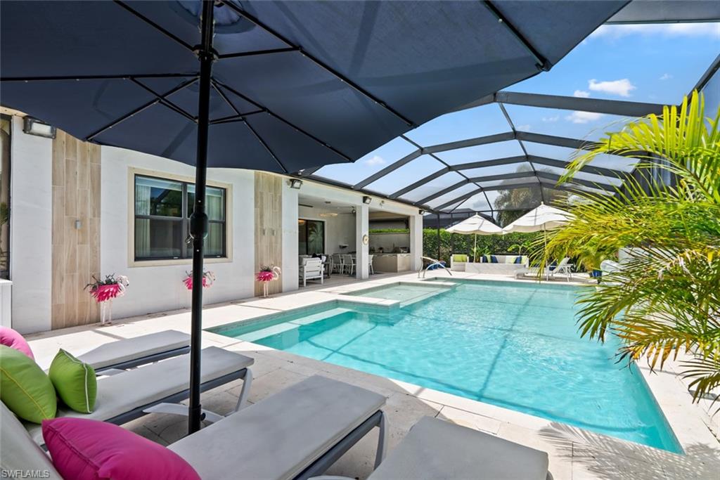 CORKSCREW SHORES - Residential