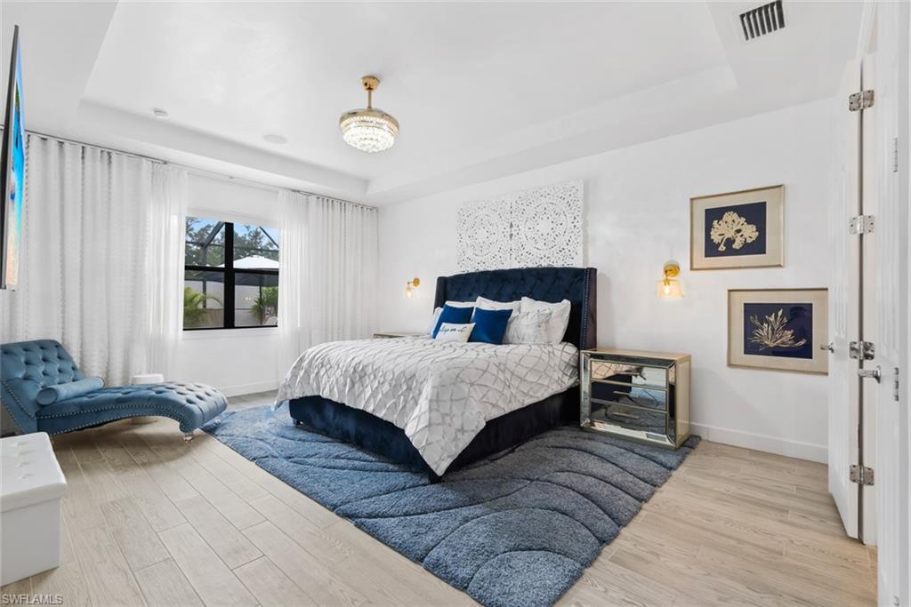 CORKSCREW SHORES - Residential