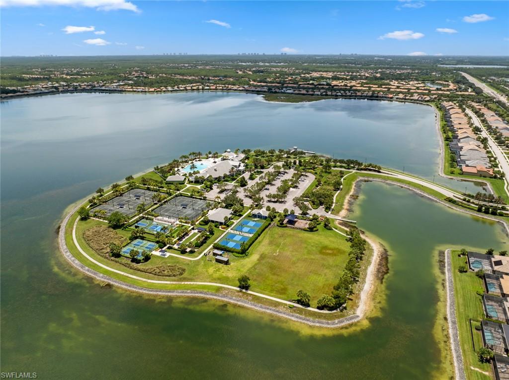CORKSCREW SHORES - Residential