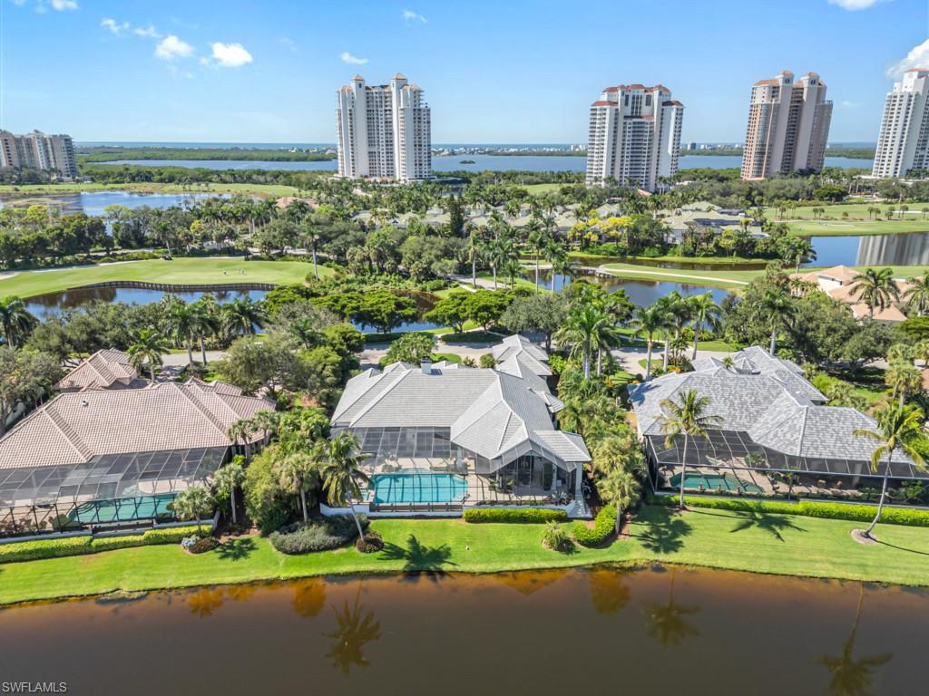 BAY WOODS - Residential