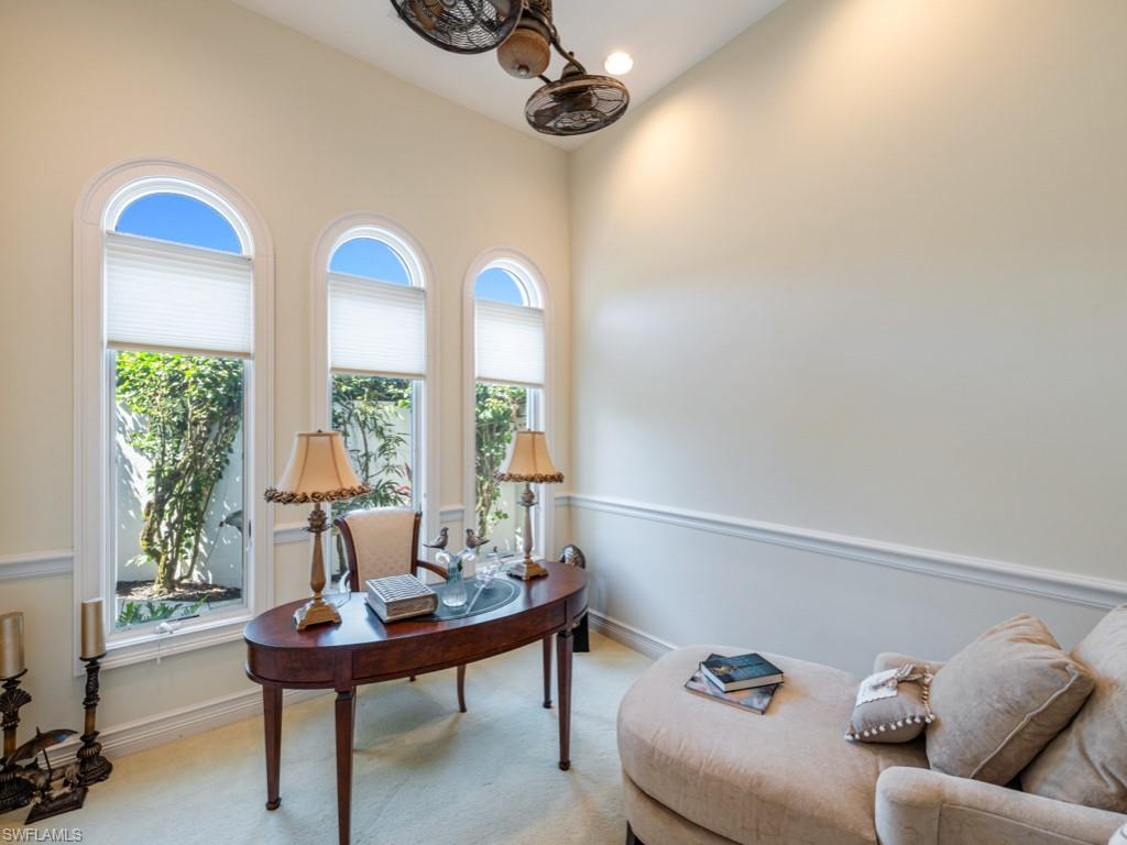 BAY WOODS - Residential