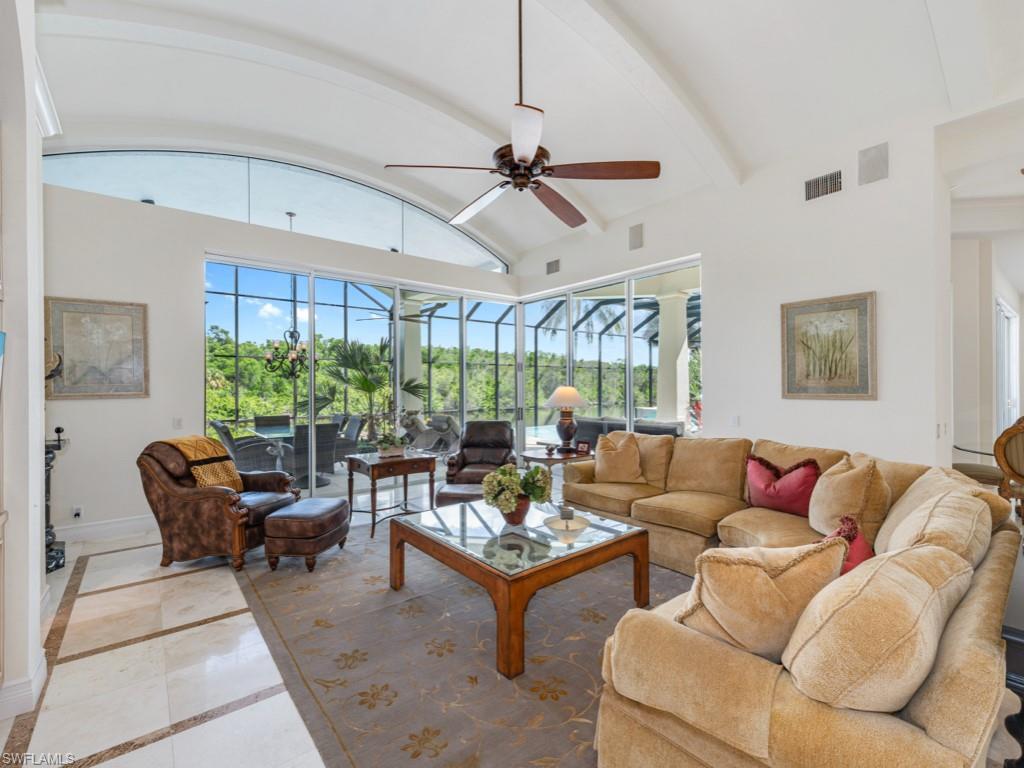 BAY WOODS - Residential