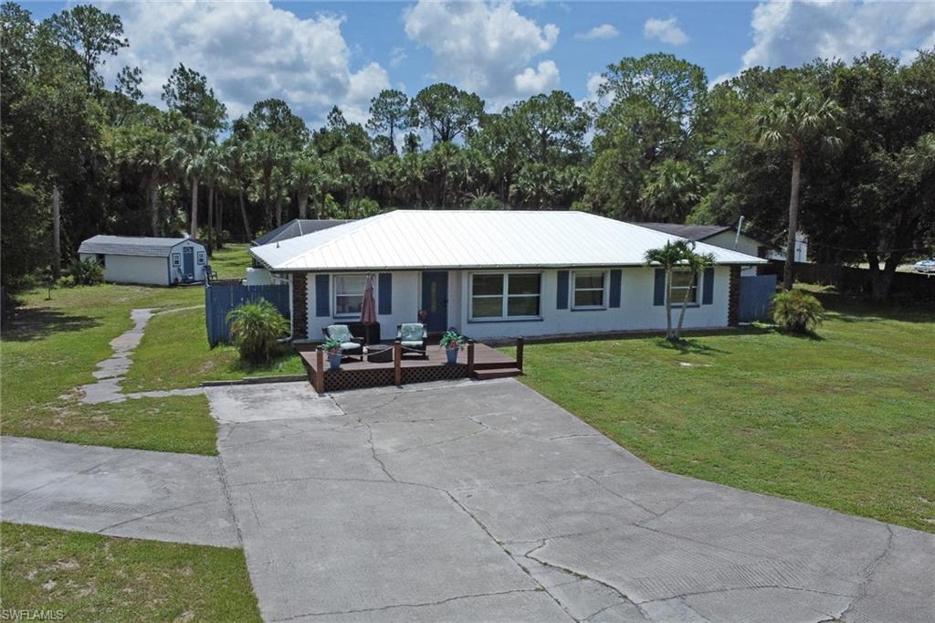 GOLDEN GATE ESTATES - Residential