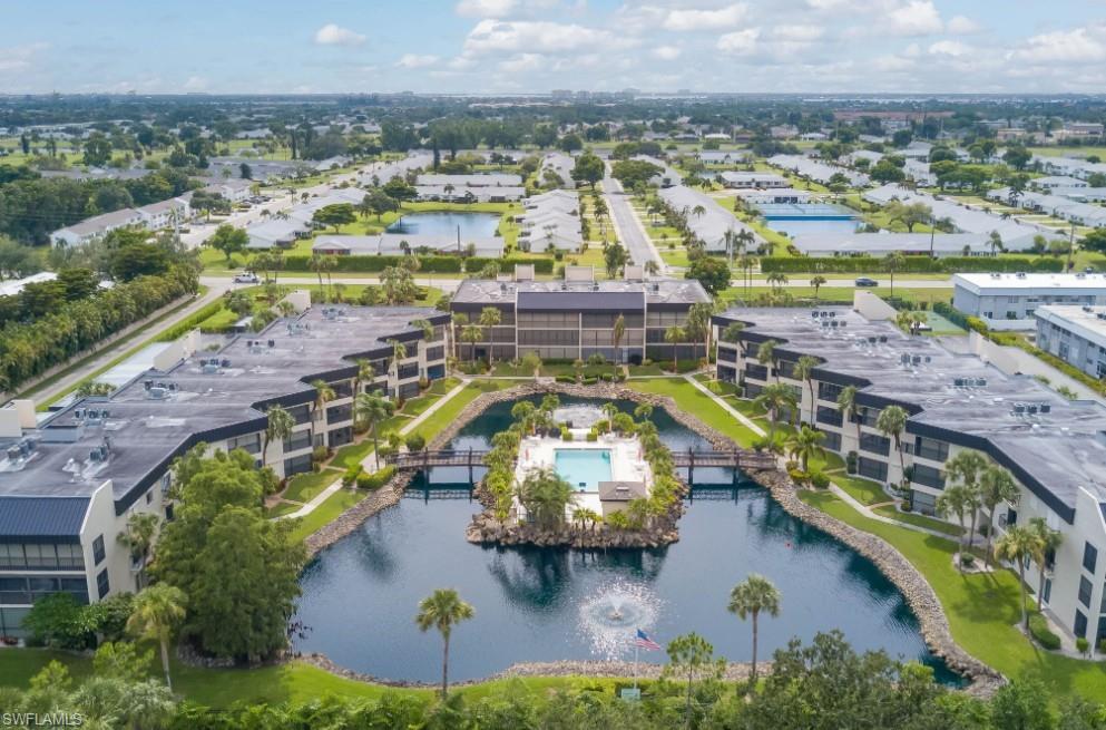 CYPRESS CONDO - Residential