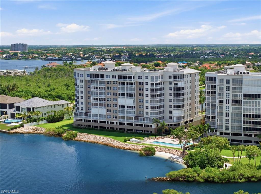 THE SHORES - Residential