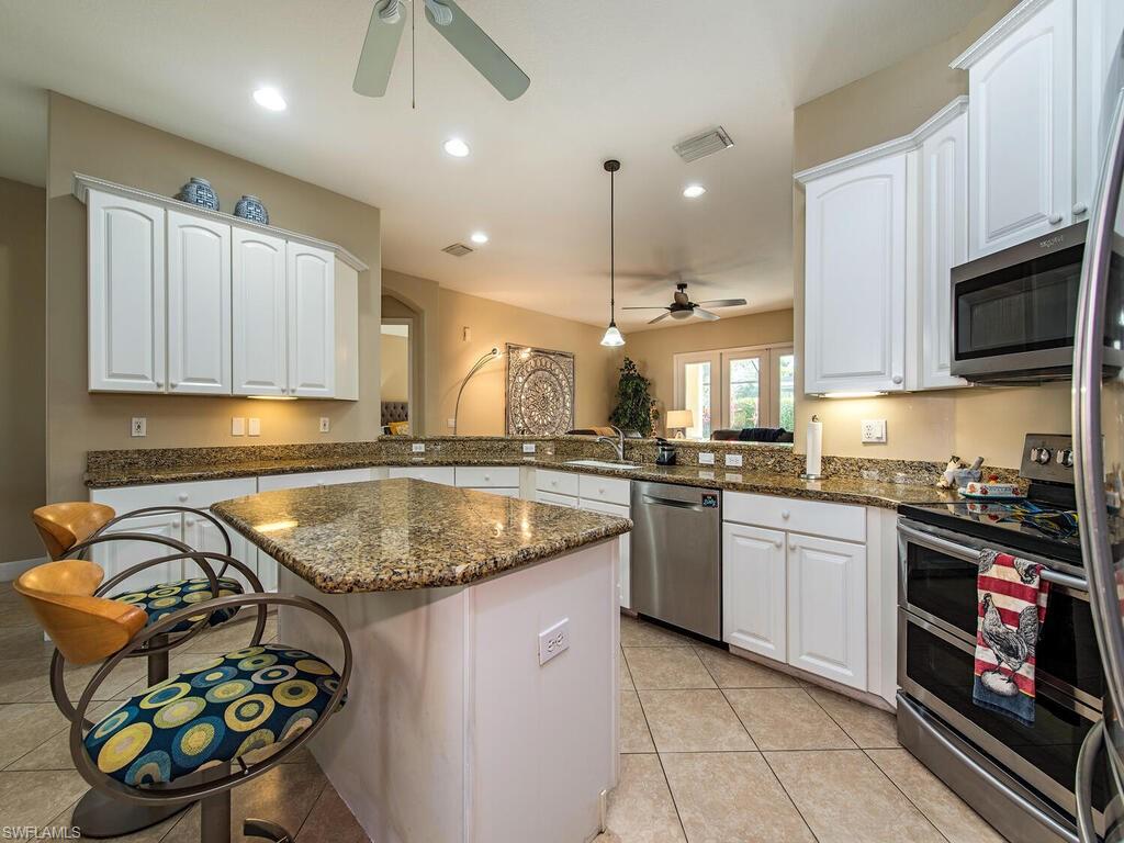 PEBBLEBROOKE LAKES - Residential