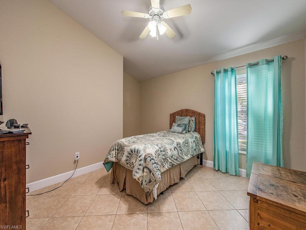PEBBLEBROOKE LAKES - Residential