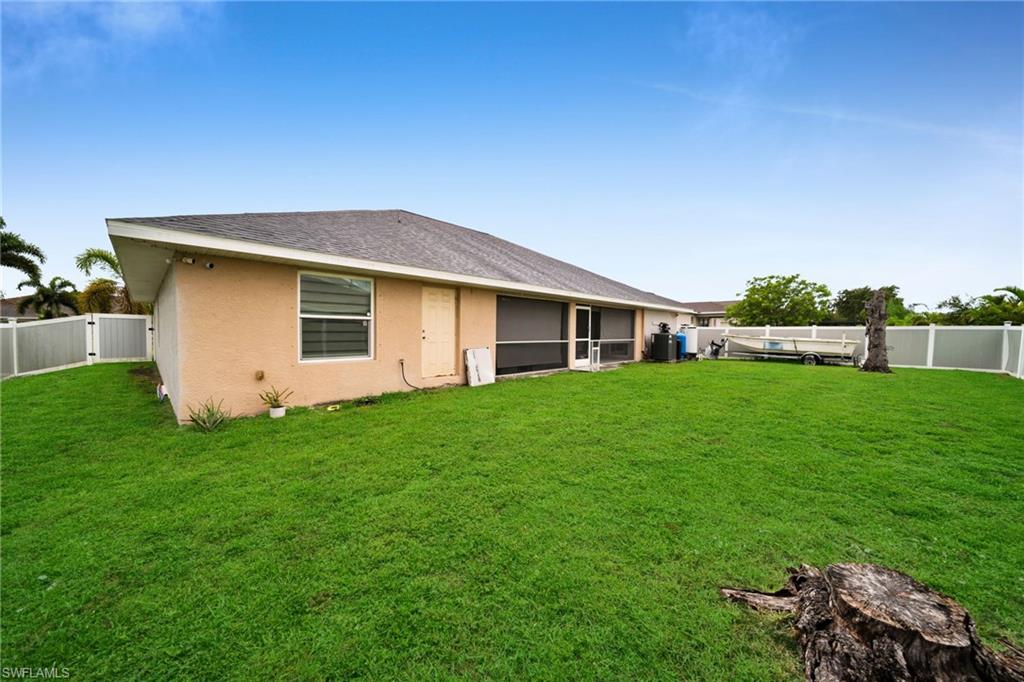 CAPE CORAL - Residential