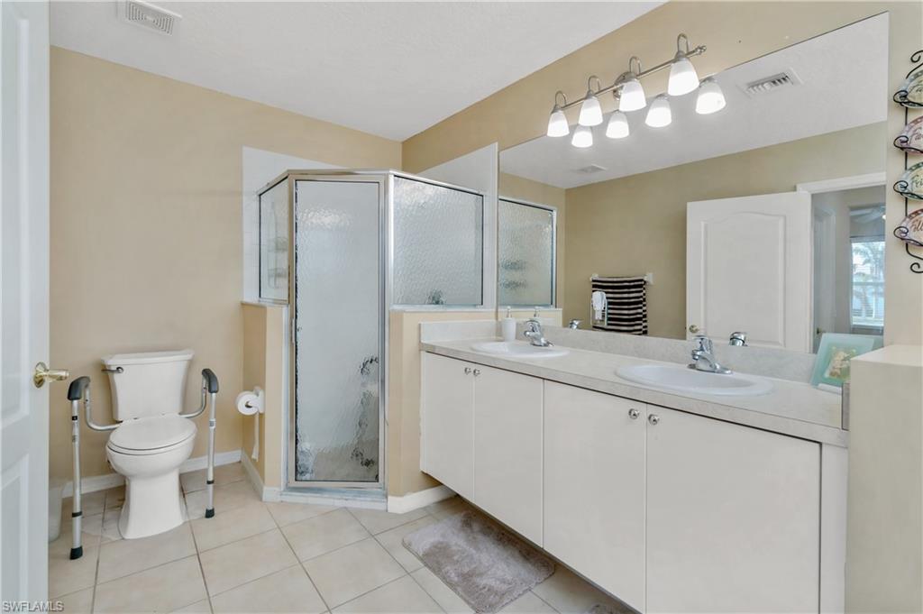 CORAL LAKES - Residential