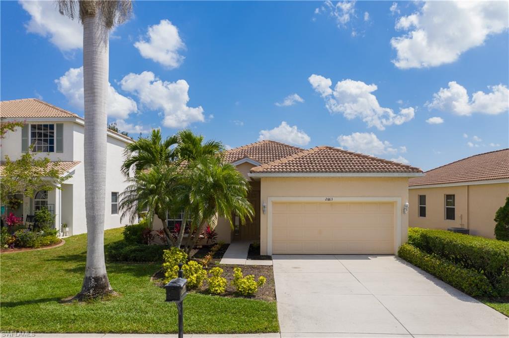CORAL LAKES - Residential