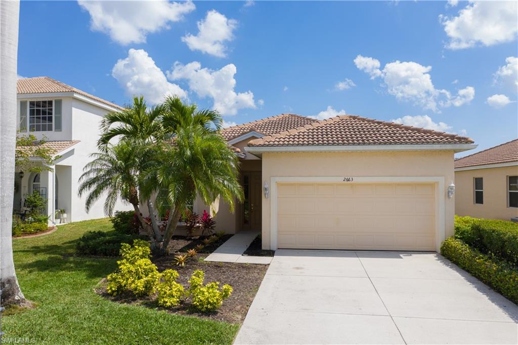 CORAL LAKES - Residential