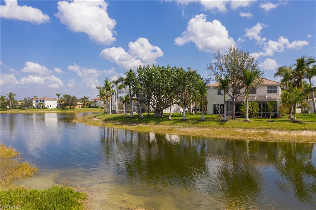 CORAL LAKES - Residential