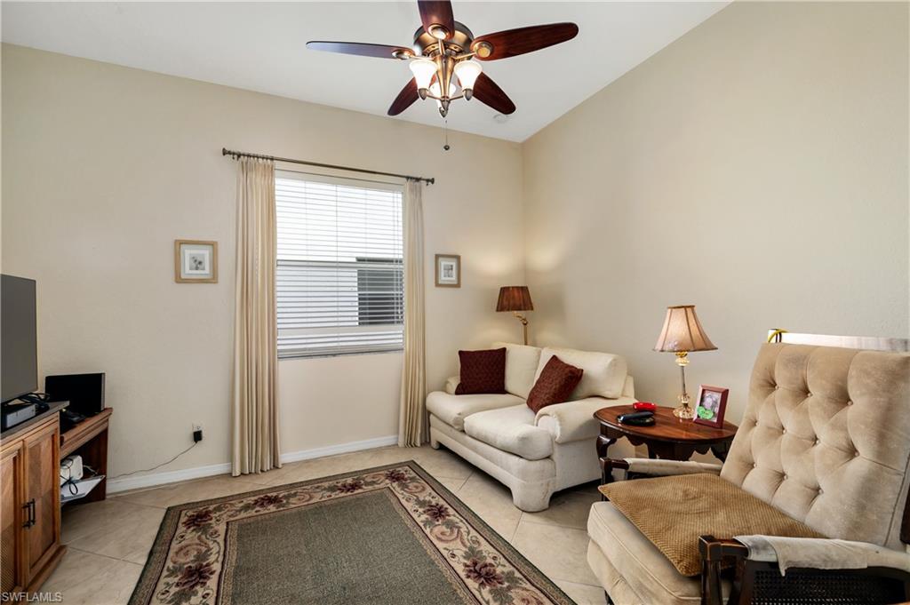 CORAL LAKES - Residential