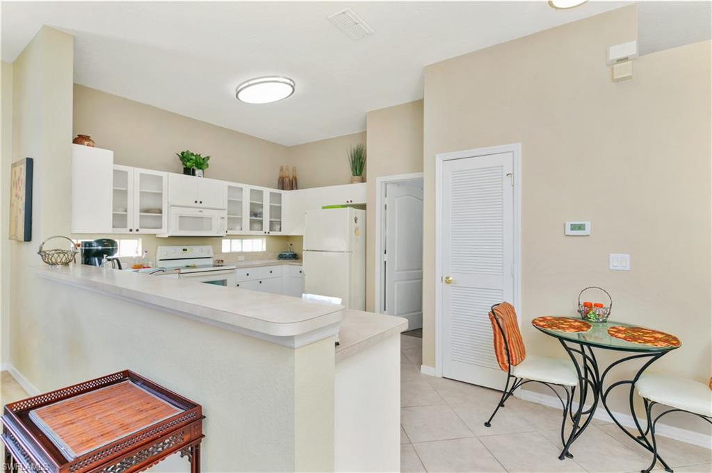 CORAL LAKES - Residential