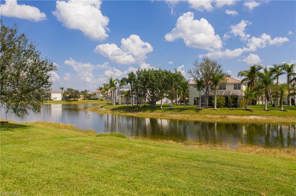 CORAL LAKES - Residential