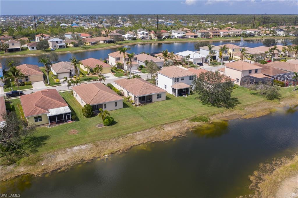 CORAL LAKES - Residential