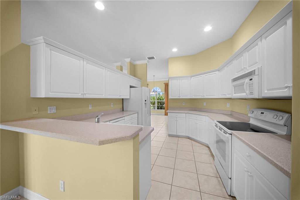 FOUNTAIN LAKES TR H - Residential