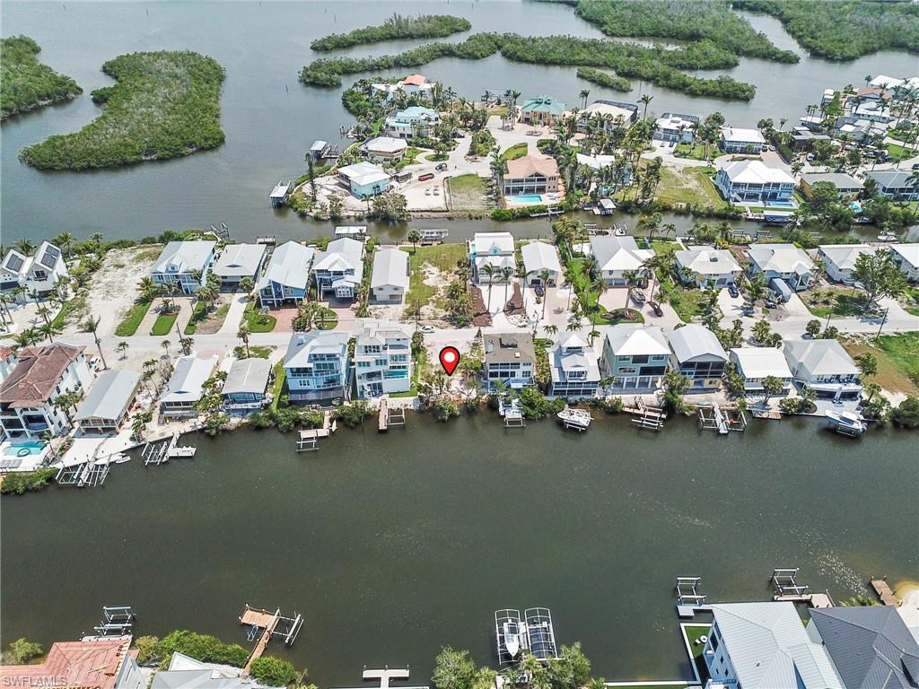 BONITA BEACH - Land