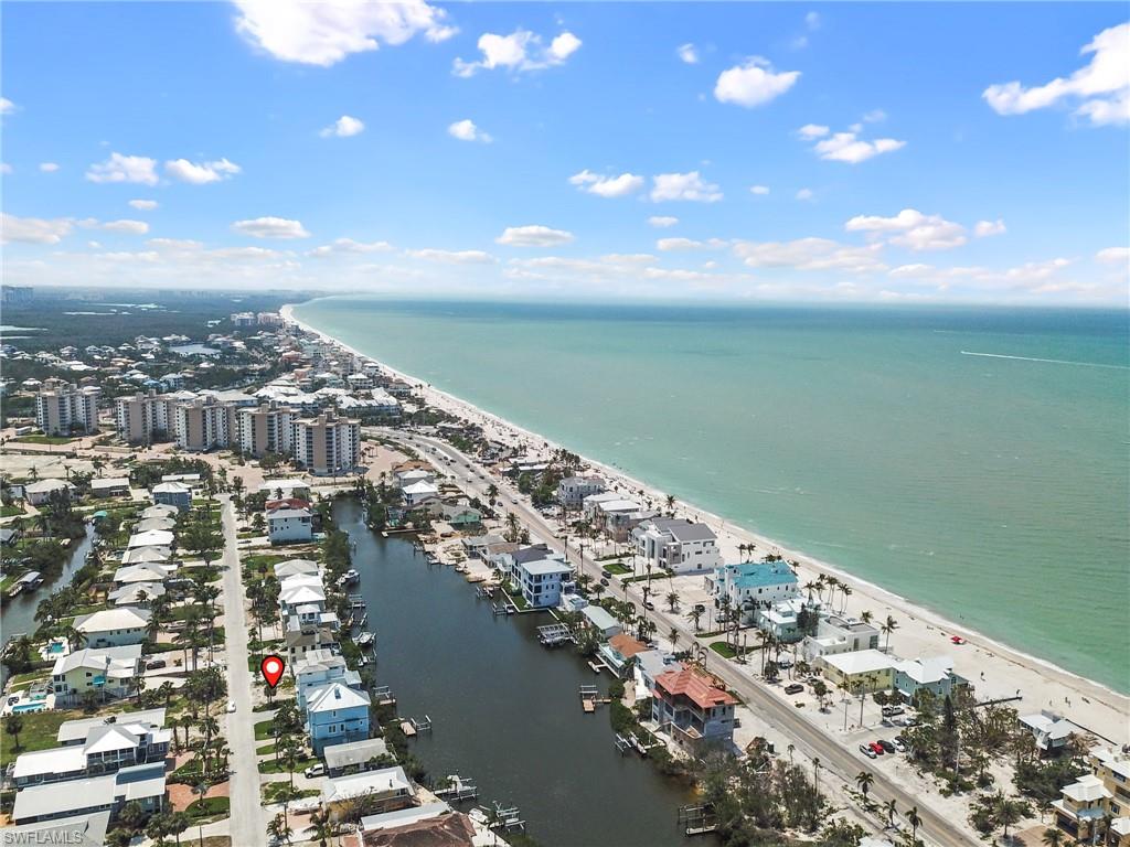 BONITA BEACH - Land