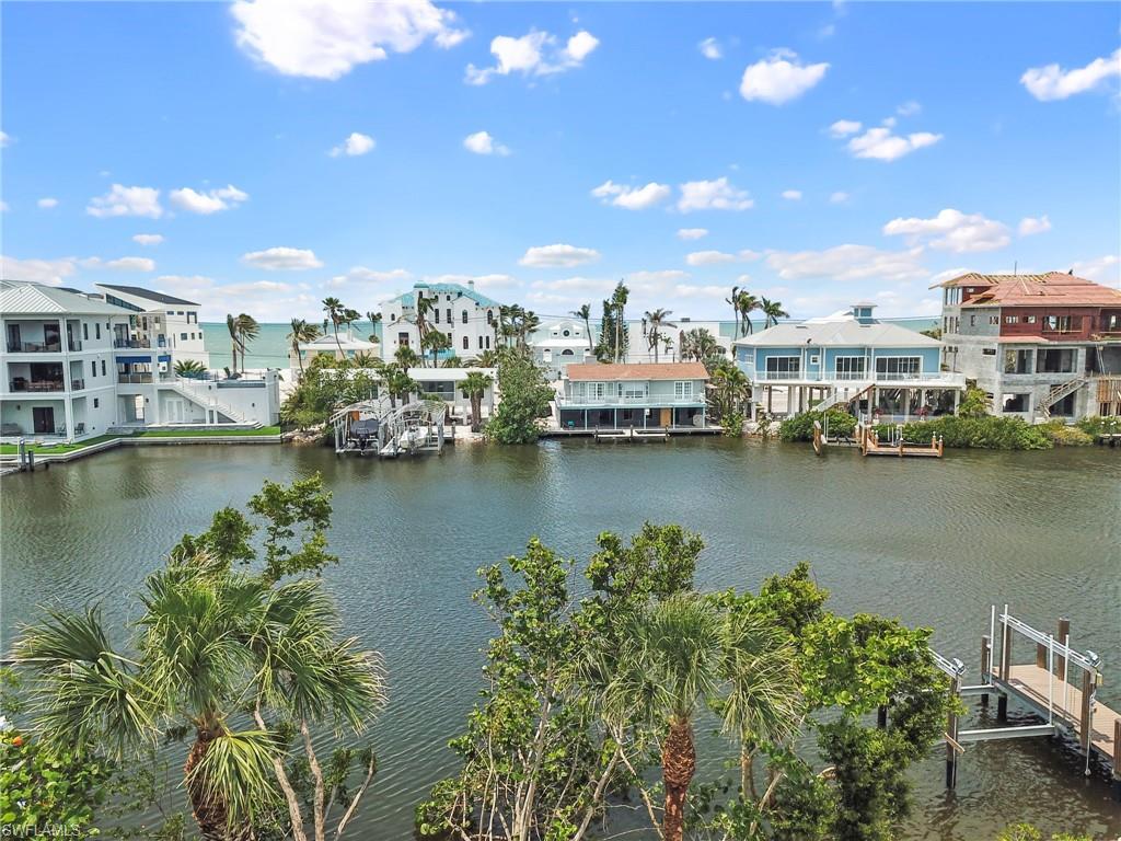 BONITA BEACH - Land
