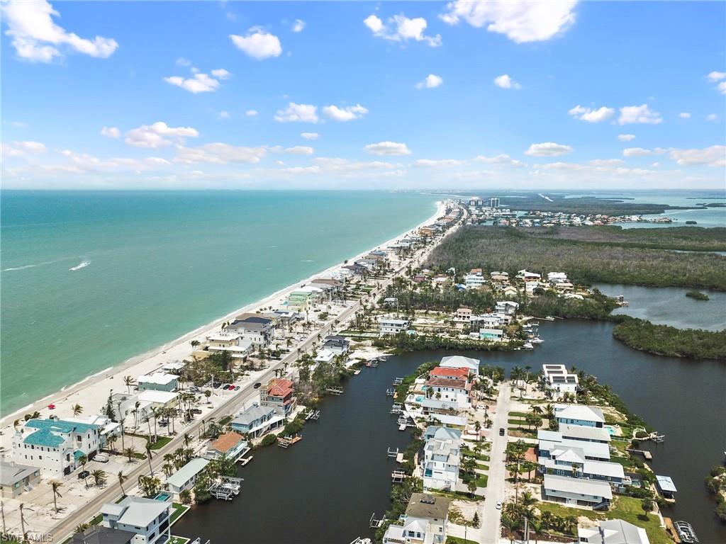 BONITA BEACH - Land