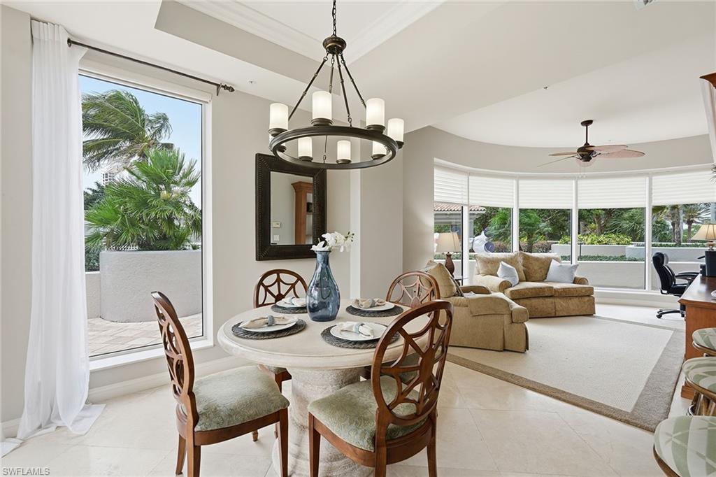 ESTANCIA - Residential
