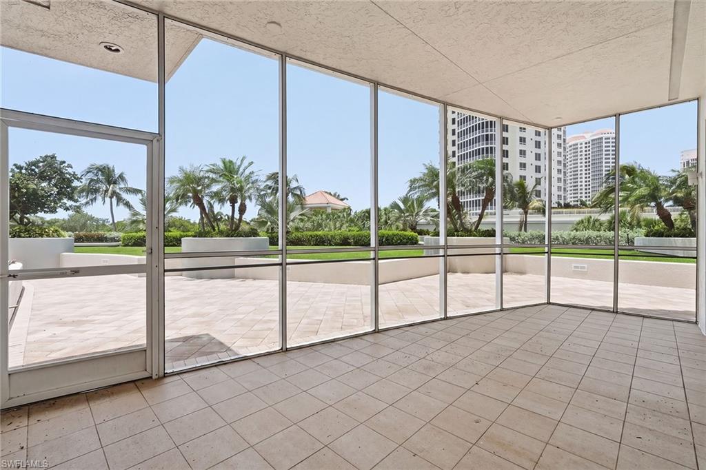 ESTANCIA - Residential