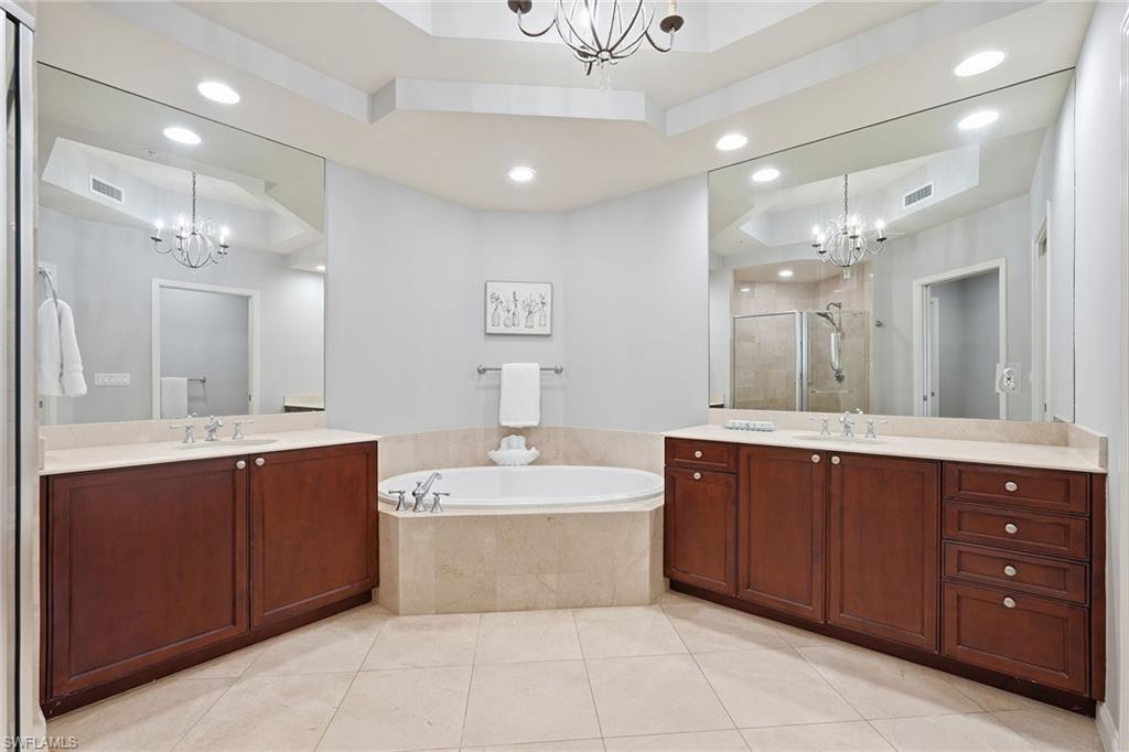 ESTANCIA - Residential